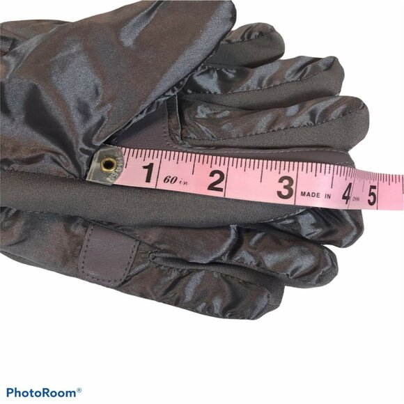 Isotoner Womens One Size Gloves SleekHeat Touchscreen Technology Lavender New - Picture 9 of 10